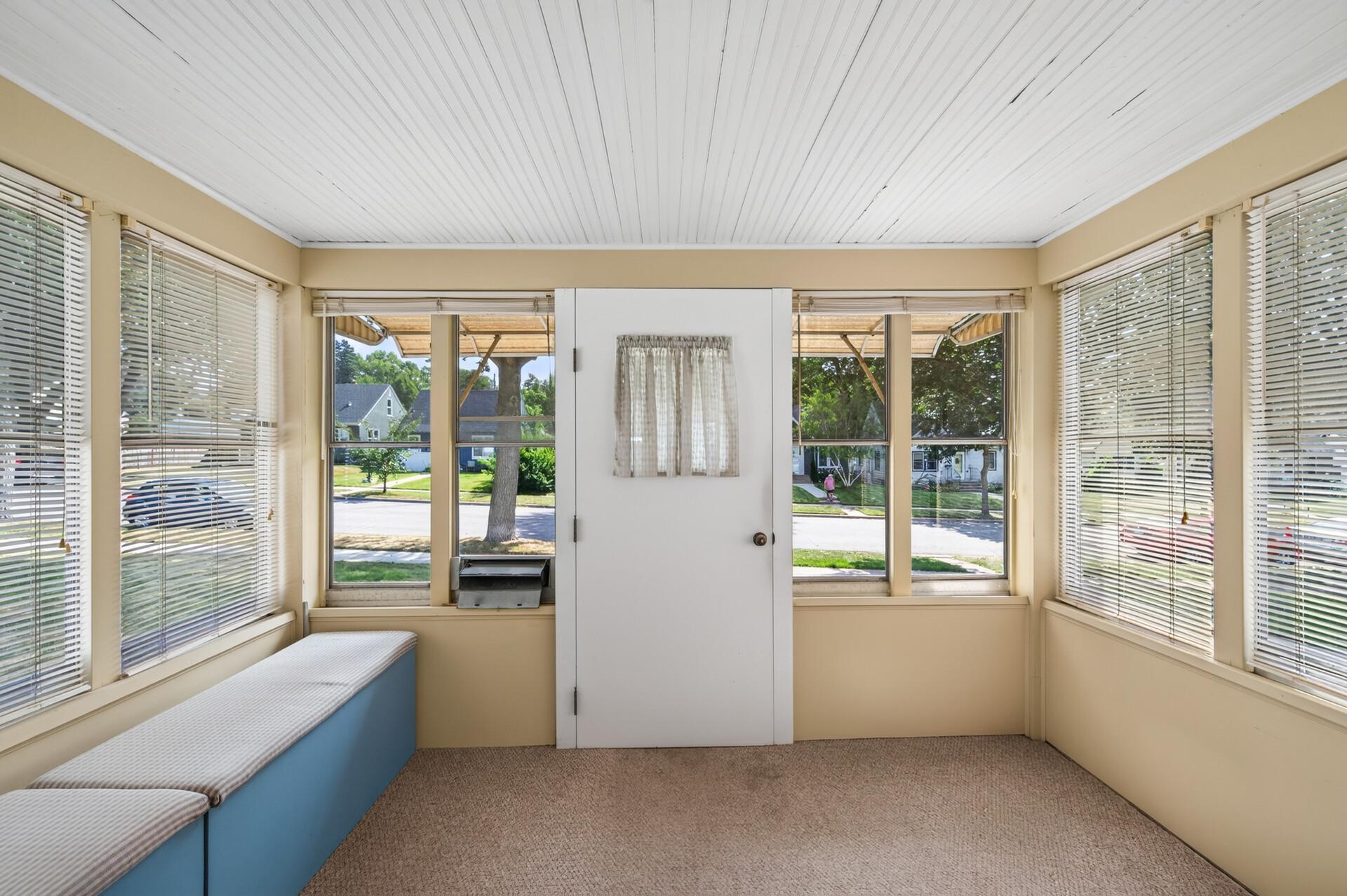 View of Residential at 1949 Nevada Avenue, Saint Paul MN 55119, Saint Paul (3 of 20) - Mike Wilen | Minnesota Team Real Estate
