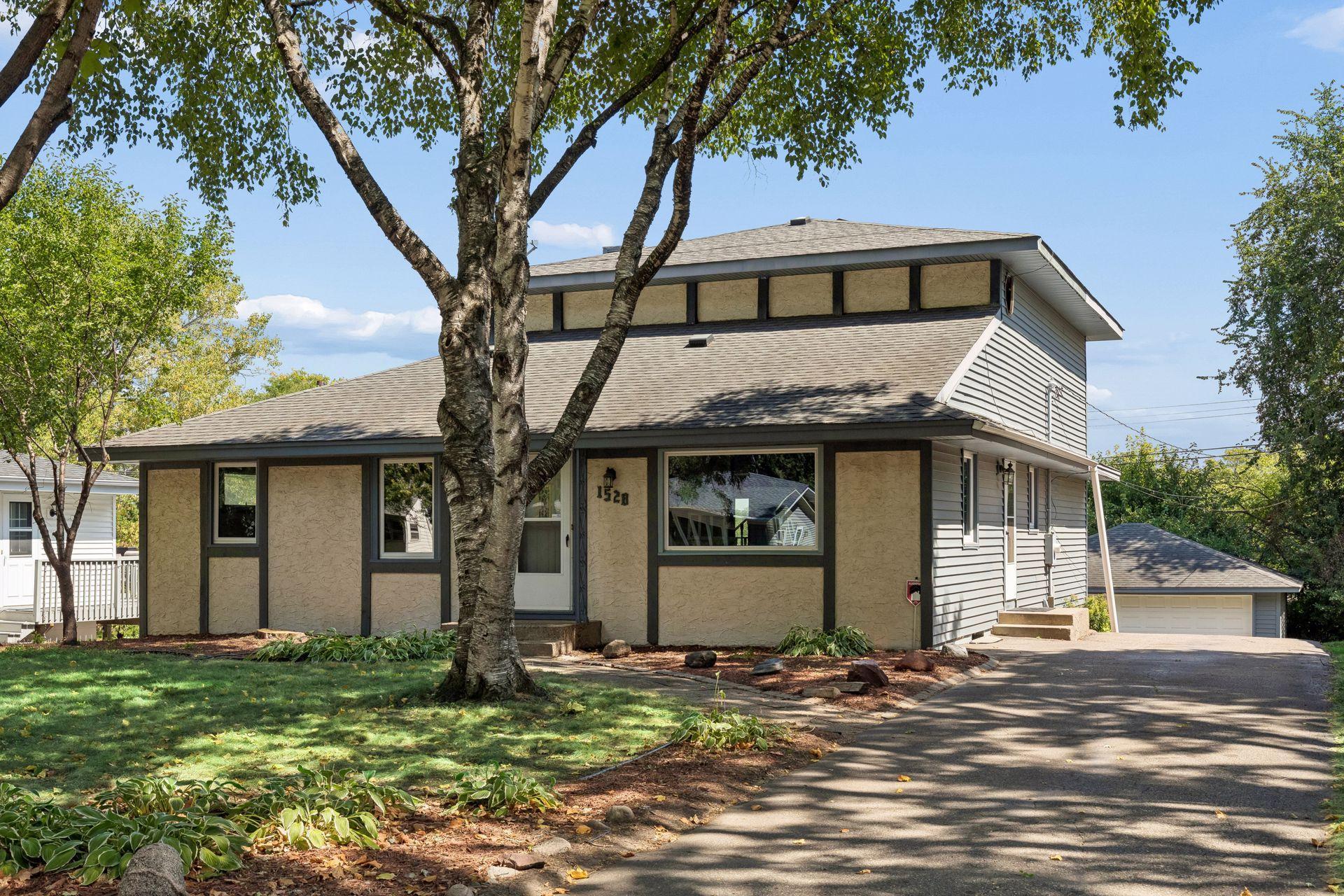 View of Residential at 1528 Aquila Avenue, Golden Valley MN 55427, Golden Valley (31 of 36) - Mike Wilen | Minnesota Team Real Estate