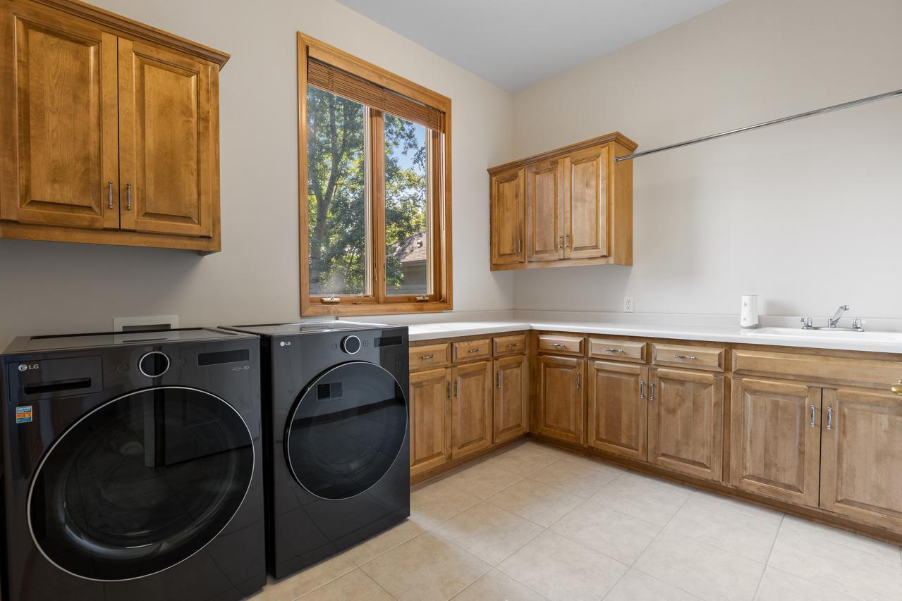 View of Residential at 8665 Wynstone Pass, Eden Prairie MN 55347, Eden Prairie (51 of 62) - Mike Wilen | Minnesota Team Real Estate