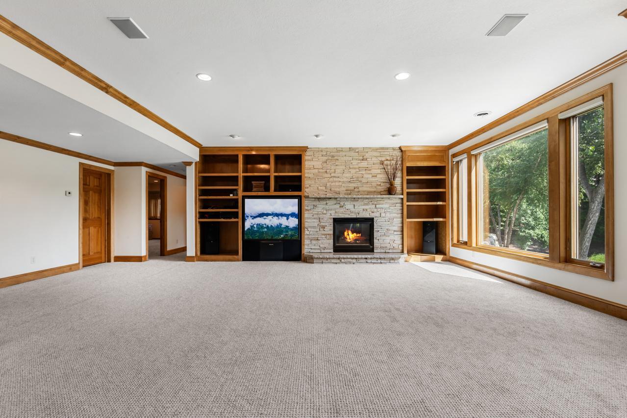 View of Residential at 8665 Wynstone Pass, Eden Prairie MN 55347, Eden Prairie (43 of 62) - Mike Wilen | Minnesota Team Real Estate