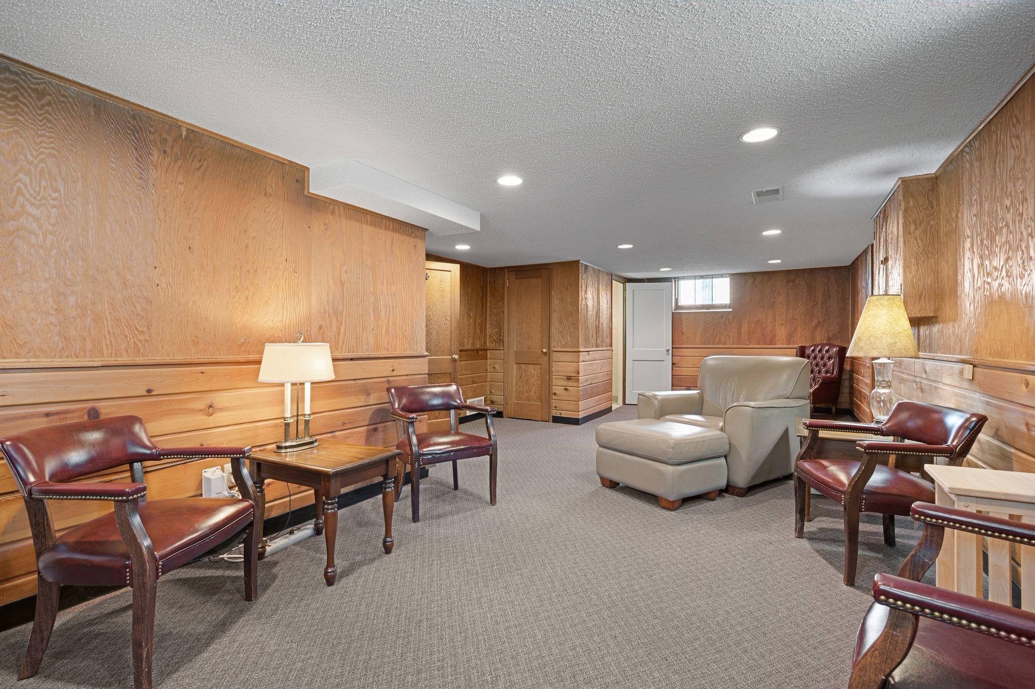 View of Residential at 2231 Mckinley Street, Minneapolis MN 55418, Minneapolis (23 of 32) - Mike Wilen | Minnesota Team Real Estate