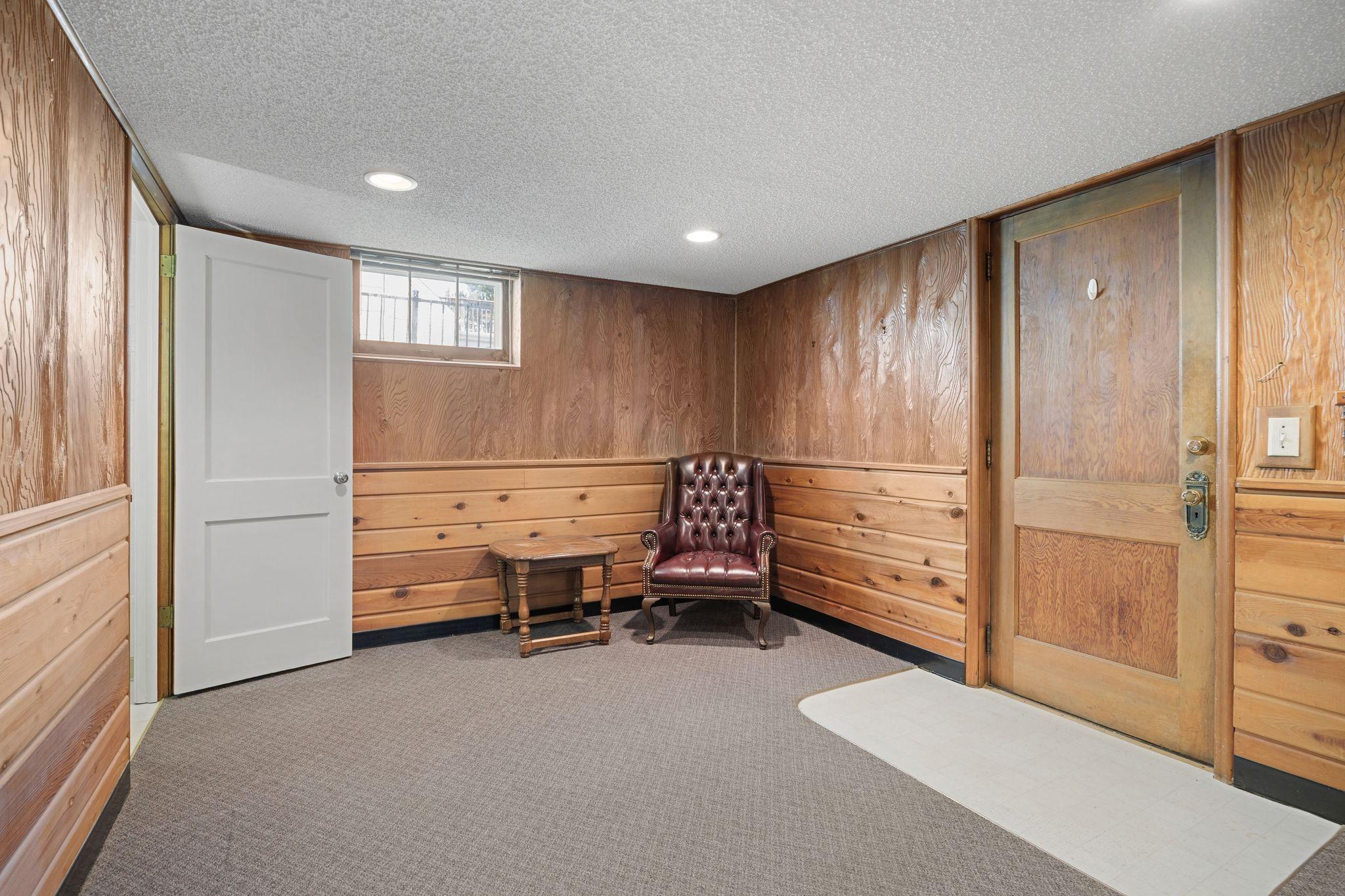 View of Residential at 2231 Mckinley Street, Minneapolis MN 55418, Minneapolis (24 of 32) - Mike Wilen | Minnesota Team Real Estate