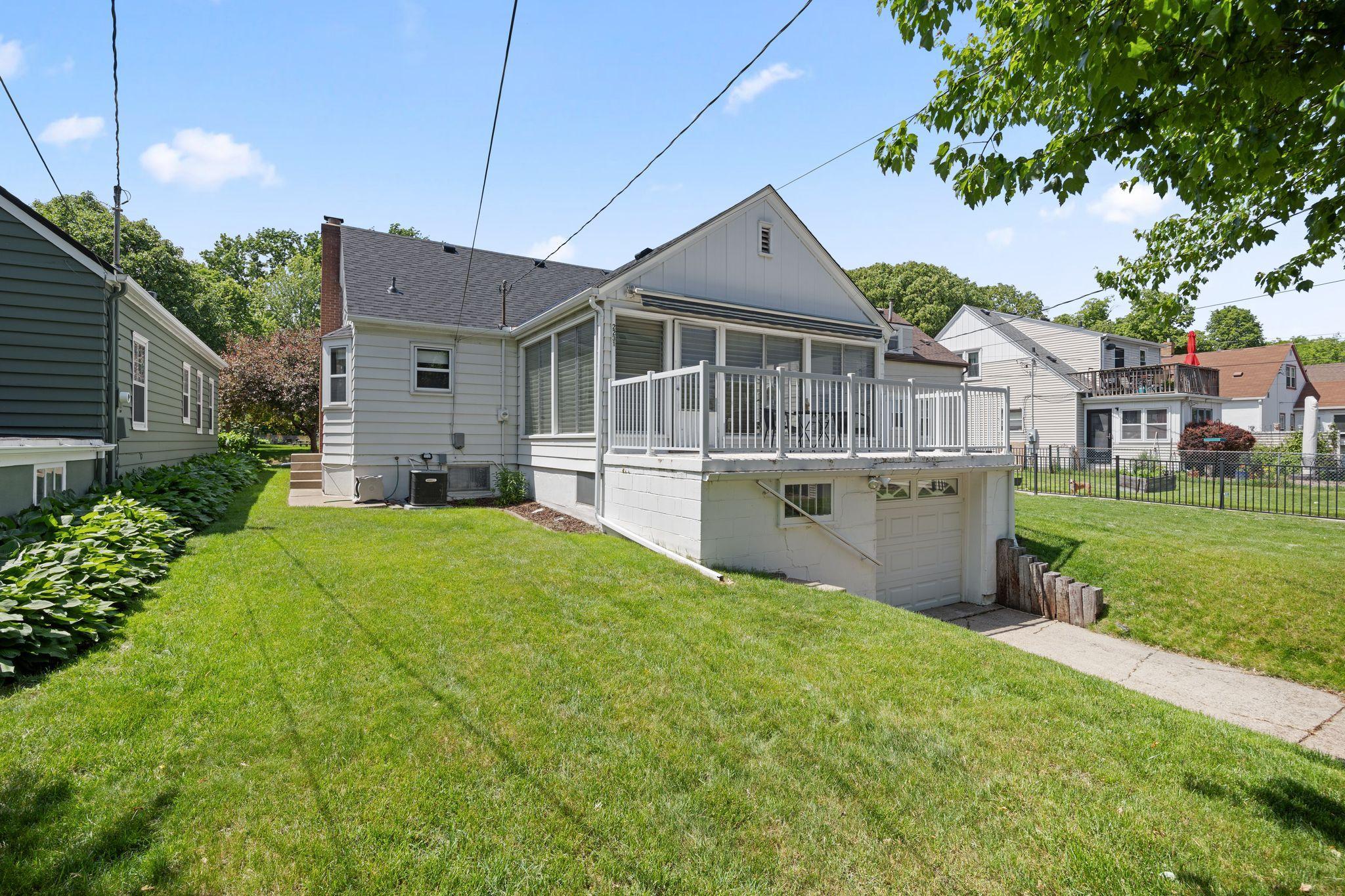 View of Residential at 2231 Mckinley Street, Minneapolis MN 55418, Minneapolis (28 of 32) - Mike Wilen | Minnesota Team Real Estate