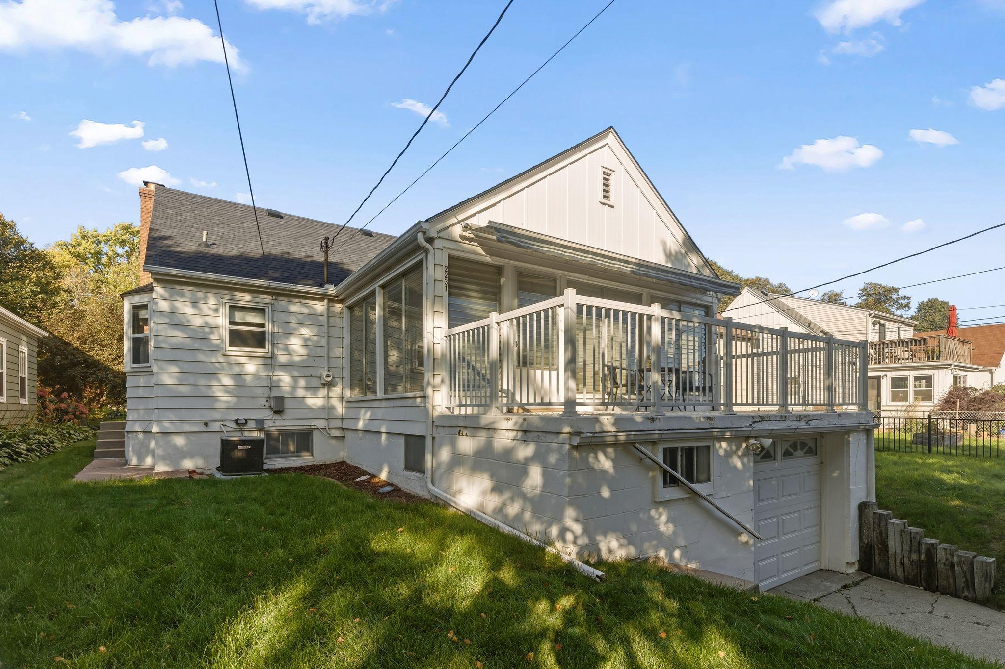 View of Residential at 2231 Mckinley Street, Minneapolis MN 55418, Minneapolis (34 of 38) - Mike Wilen | Minnesota Team Real Estate