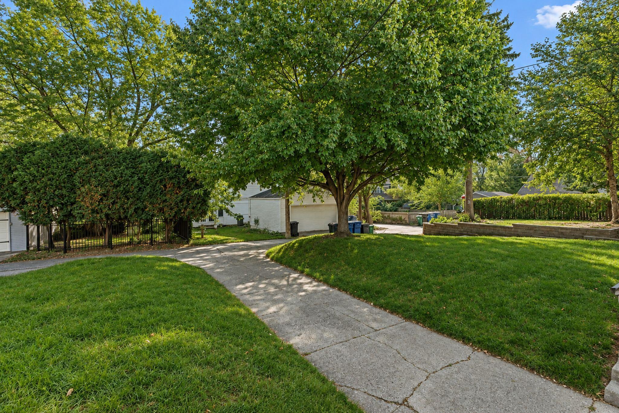 View of Residential at 2231 Mckinley Street, Minneapolis MN 55418, Minneapolis (37 of 38) - Mike Wilen | Minnesota Team Real Estate