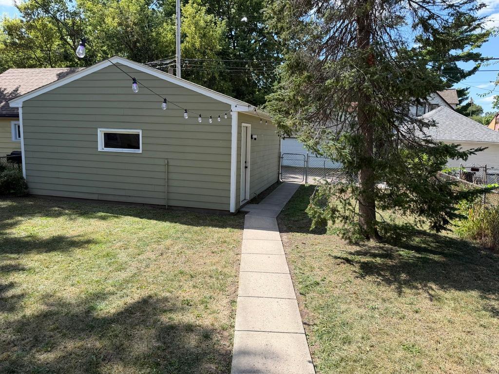 View of Residential at 2955 Queen Avenue, Minneapolis MN 55411, Minneapolis (15 of 46) - Mike Wilen | Minnesota Team Real Estate
