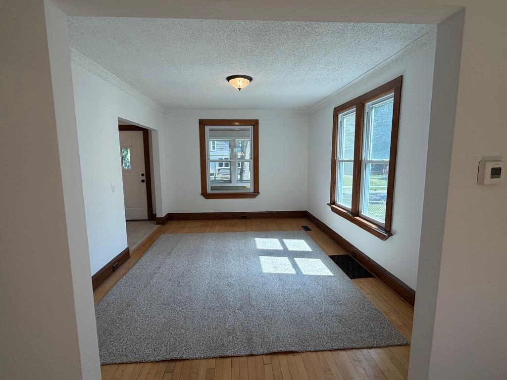 View of Residential at 2955 Queen Avenue, Minneapolis MN 55411, Minneapolis (22 of 46) - Mike Wilen | Minnesota Team Real Estate
