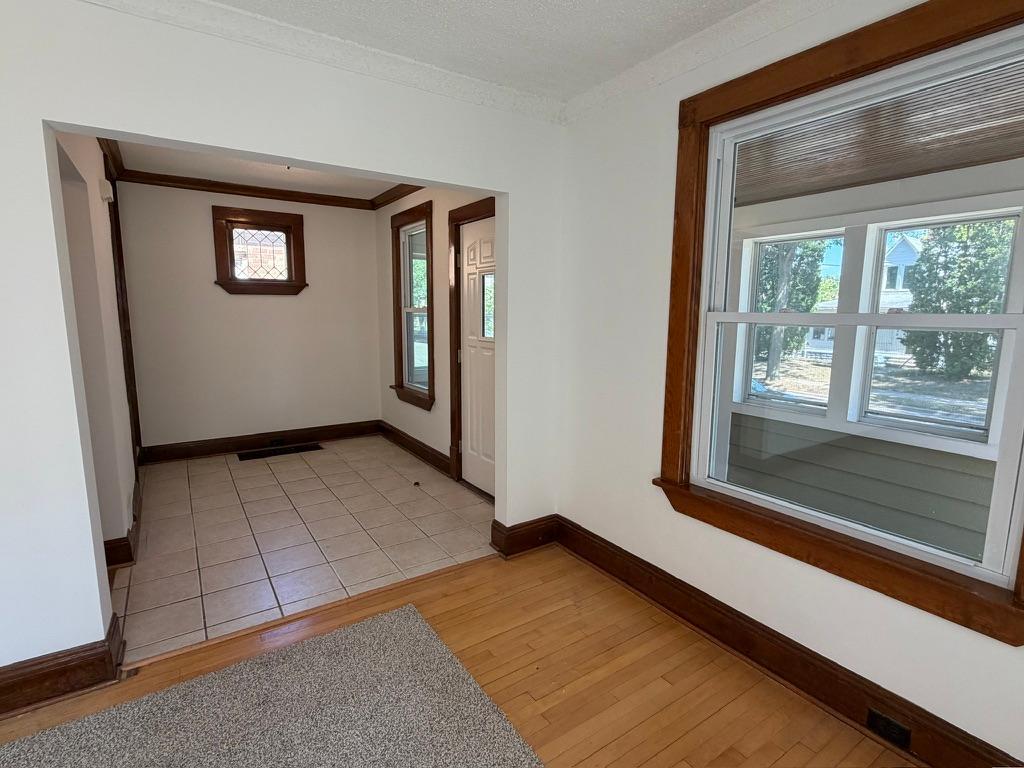 View of Residential at 2955 Queen Avenue, Minneapolis MN 55411, Minneapolis (19 of 46) - Mike Wilen | Minnesota Team Real Estate