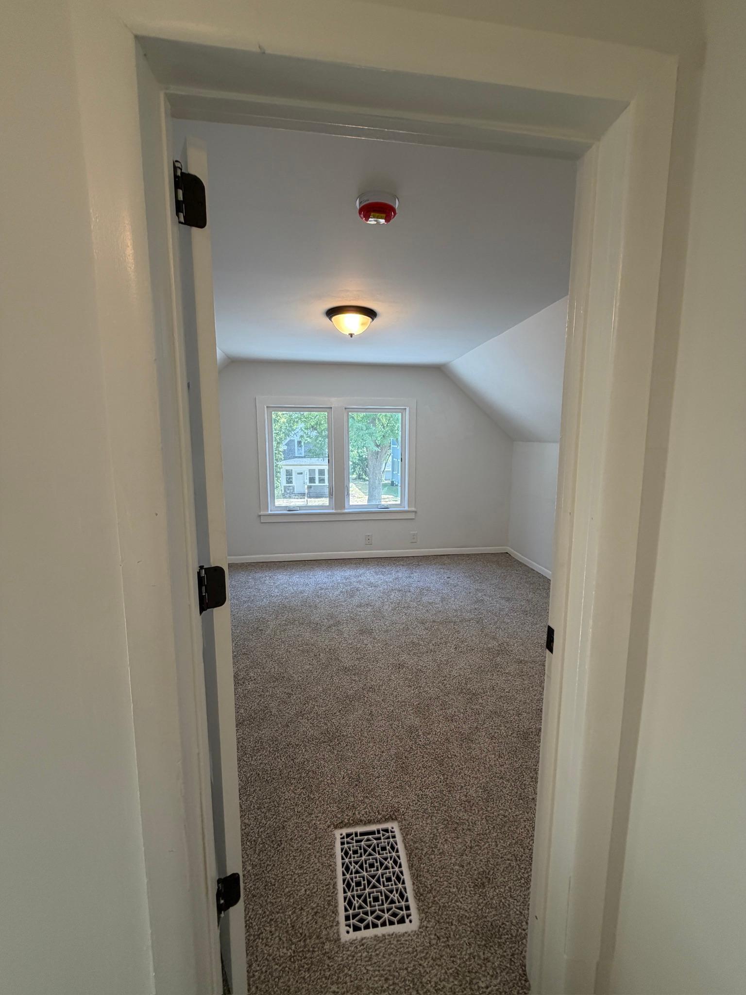 View of Residential at 2955 Queen Avenue, Minneapolis MN 55411, Minneapolis (27 of 46) - Mike Wilen | Minnesota Team Real Estate