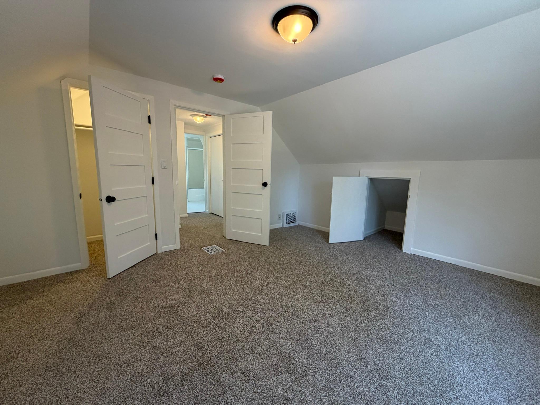 View of Residential at 2955 Queen Avenue, Minneapolis MN 55411, Minneapolis (28 of 46) - Mike Wilen | Minnesota Team Real Estate