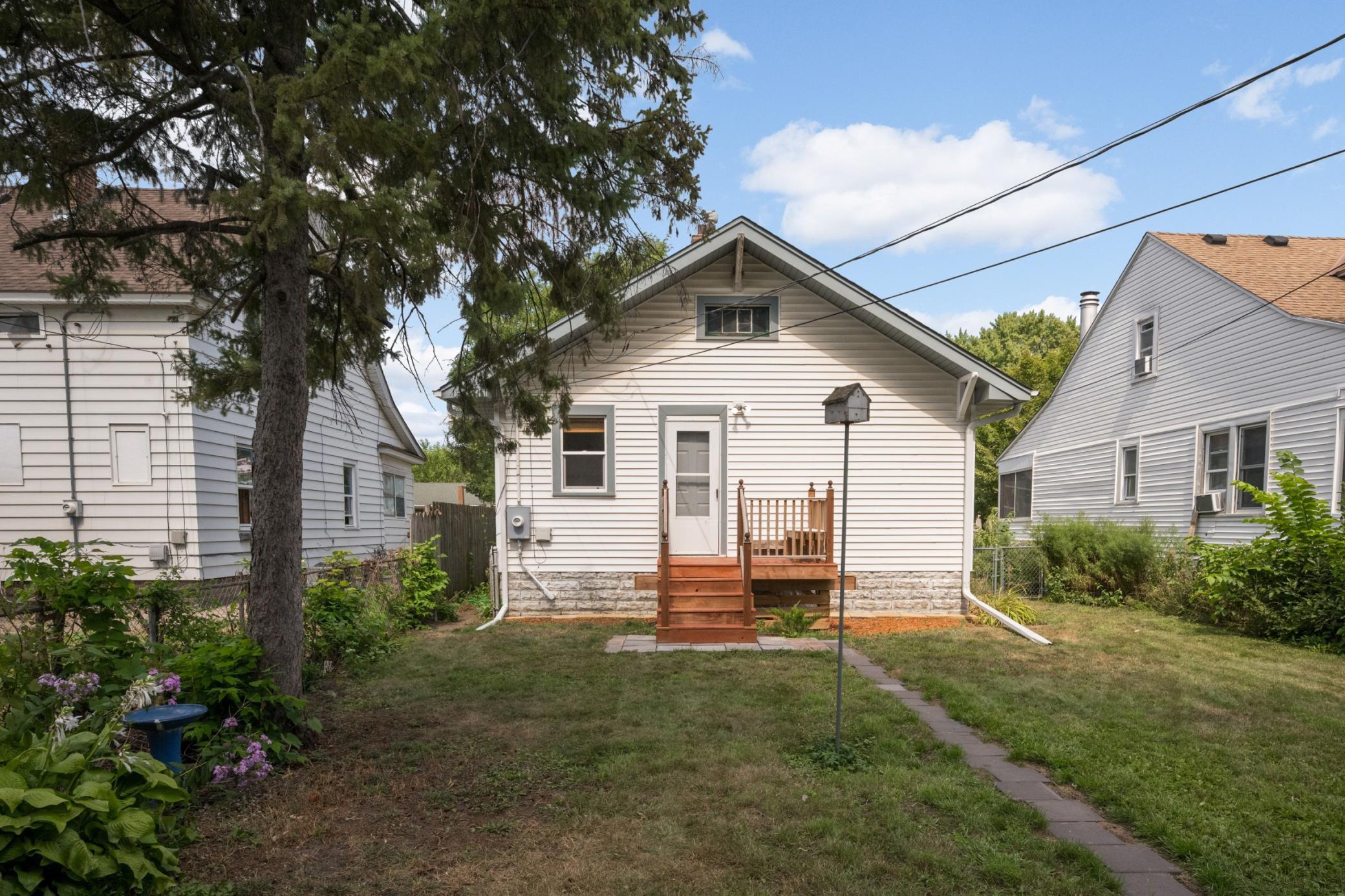 View of Residential at 846 Charles Avenue, Saint Paul MN 55104, Saint Paul (10 of 14) - Mike Wilen | Minnesota Team Real Estate