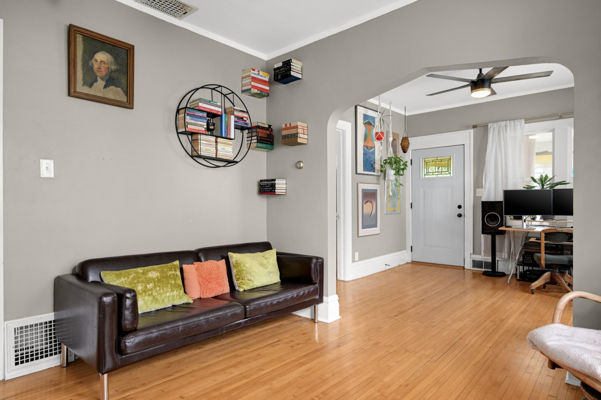 View of Residential at 846 Charles Avenue, Saint Paul MN 55104, Saint Paul (3 of 14) - Mike Wilen | Minnesota Team Real Estate