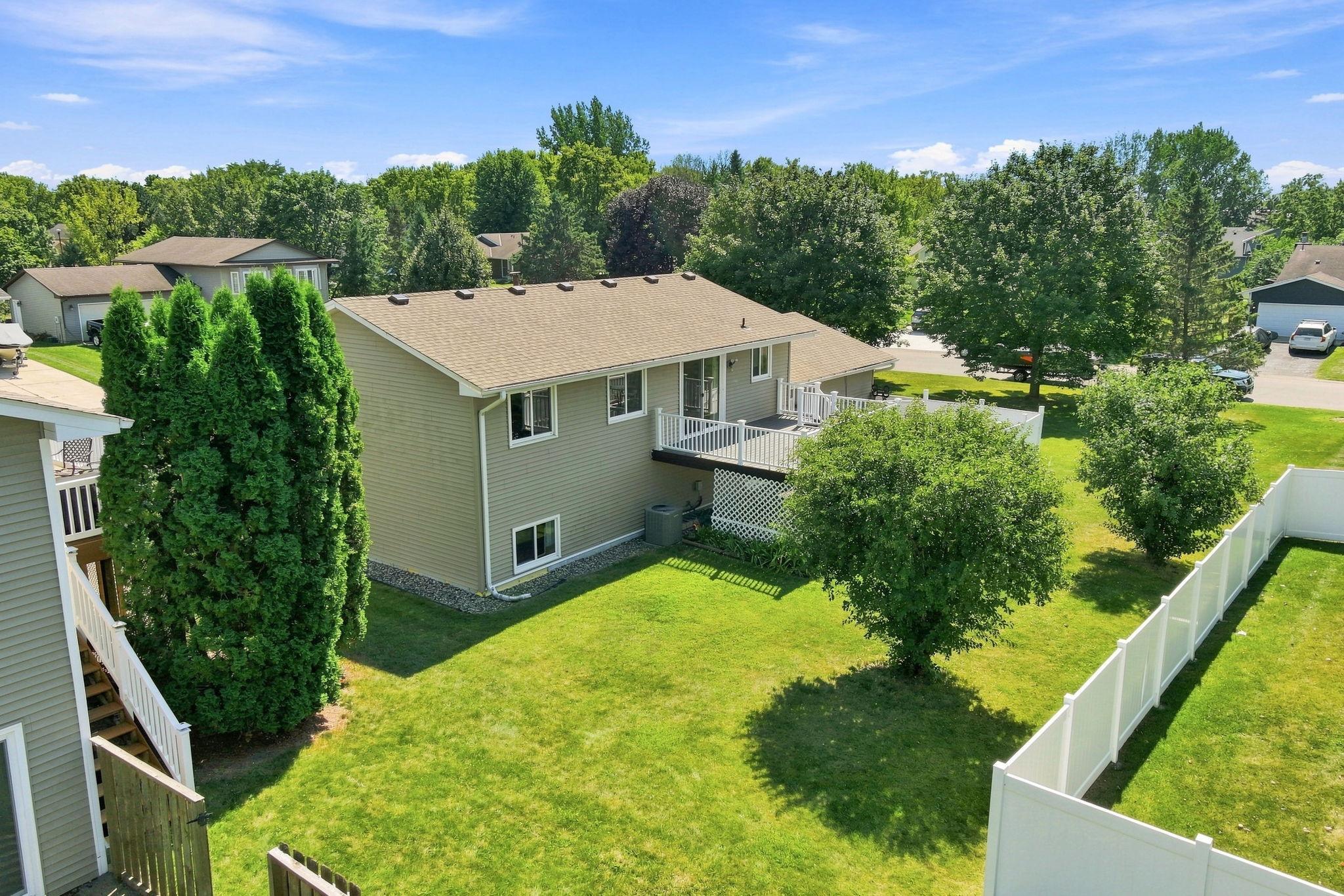 View of Residential at 2201 Kessler Lane, Chaska MN 55318, Chaska (27 of 30) - Mike Wilen | Minnesota Team Real Estate