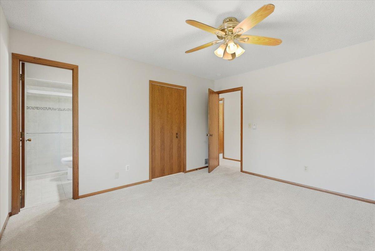 View of Residential at 454 Oday Street, Maplewood MN 55119, Maplewood (31 of 47) - Mike Wilen | Minnesota Team Real Estate