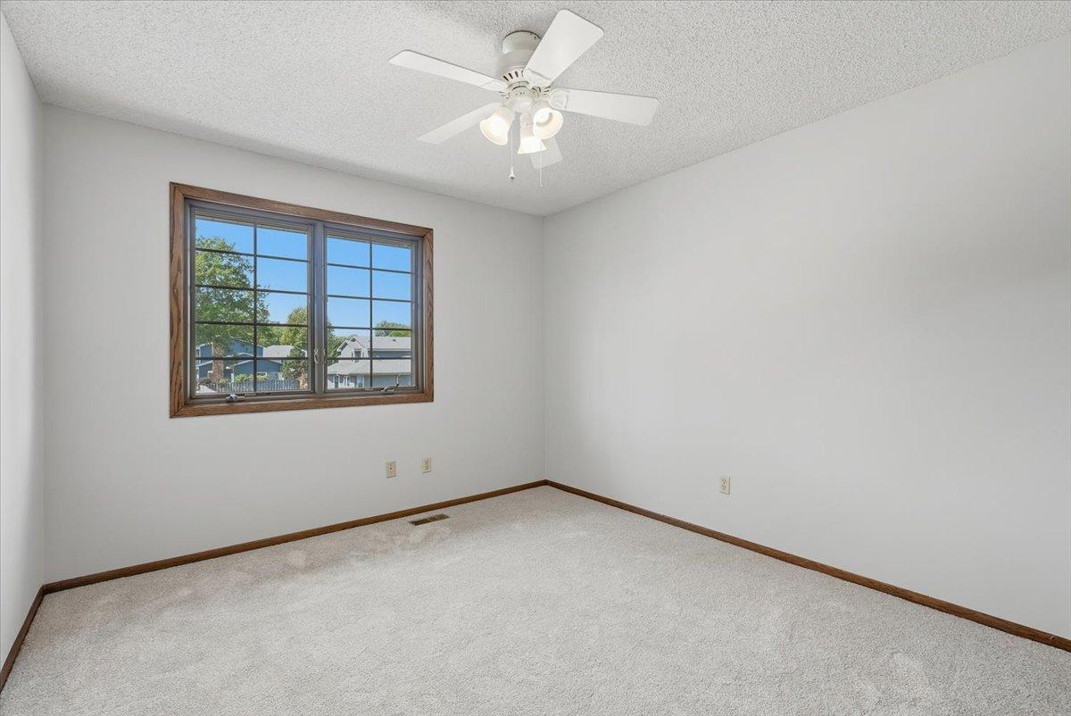 View of Residential at 454 Oday Street, Maplewood MN 55119, Maplewood (23 of 47) - Mike Wilen | Minnesota Team Real Estate