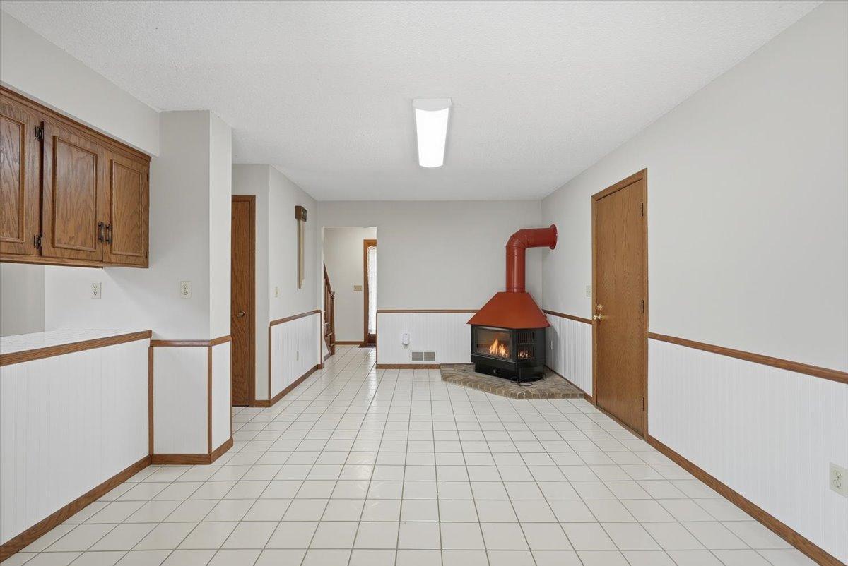 View of Residential at 454 Oday Street, Maplewood MN 55119, Maplewood (10 of 47) - Mike Wilen | Minnesota Team Real Estate