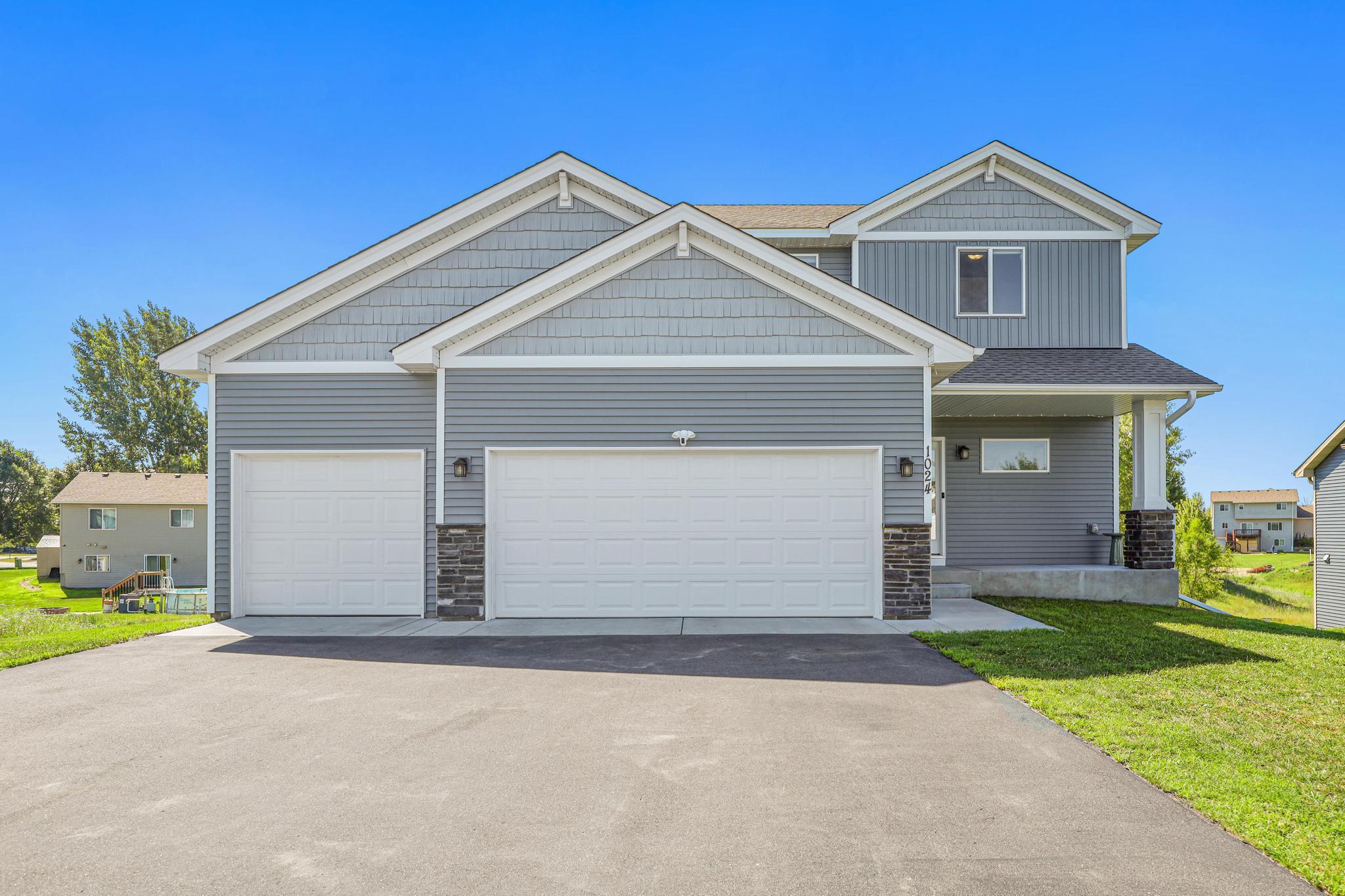 View of Single Family at 1024 Bellaire Boulevard, Isanti - Mike Wilen | Minnesota Team Real Estate