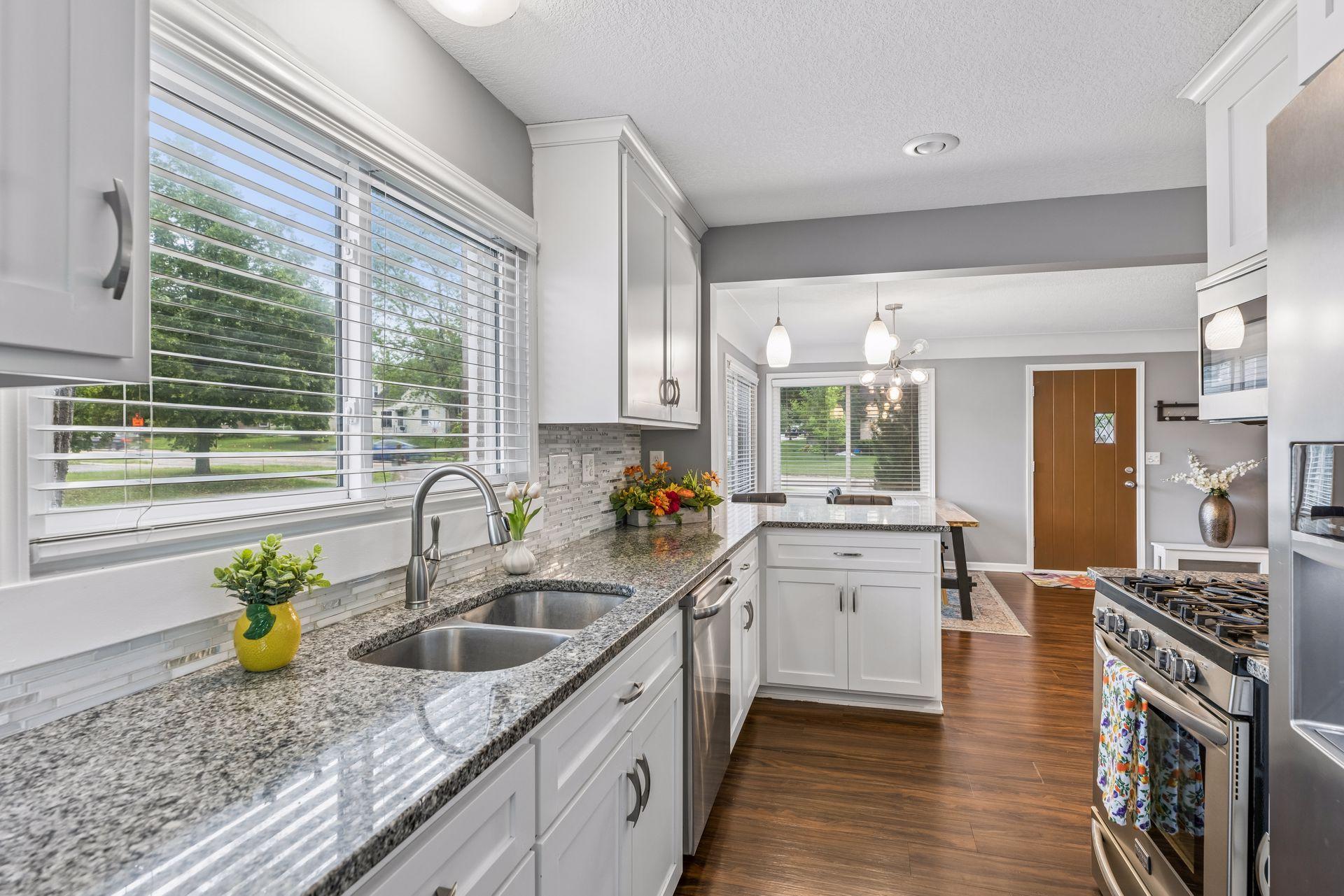 View of Residential at 2940 Maryland Avenue, Saint Louis Park MN 55426, Saint Louis Park (11 of 47) - Mike Wilen | Minnesota Team Real Estate
