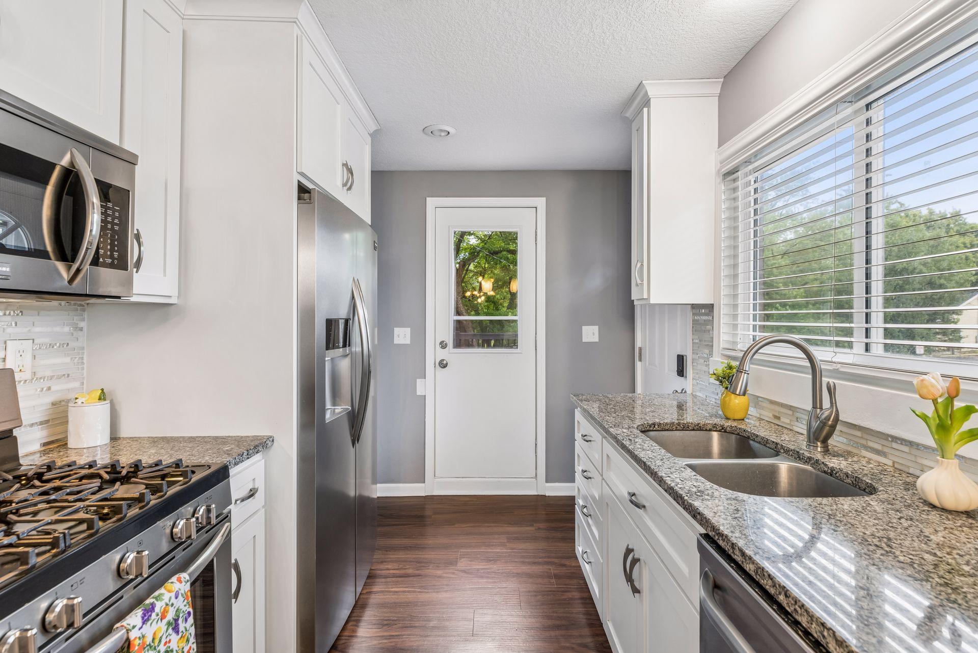 View of Residential at 2940 Maryland Avenue, Saint Louis Park MN 55426, Saint Louis Park (10 of 47) - Mike Wilen | Minnesota Team Real Estate