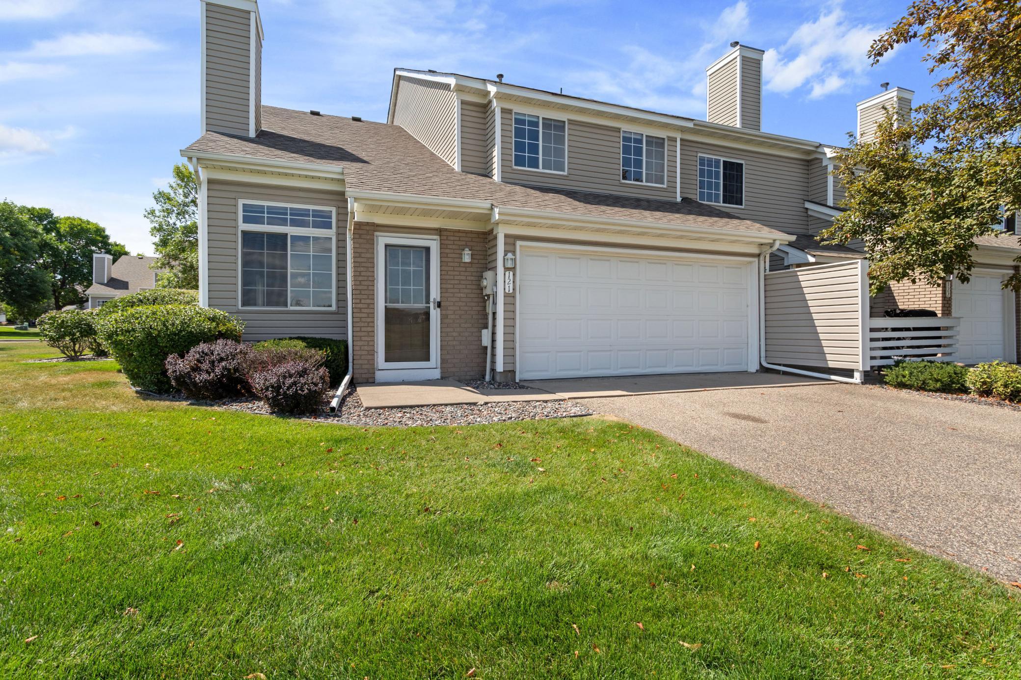 View of (TH) Side x Side at 13440 60th Place, Plymouth - Mike Wilen | Minnesota Team Real Estate