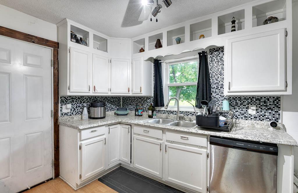 View of Residential at 2907 Penn Avenue, Minneapolis MN 55411, Minneapolis (7 of 22) - Mike Wilen | Minnesota Team Real Estate