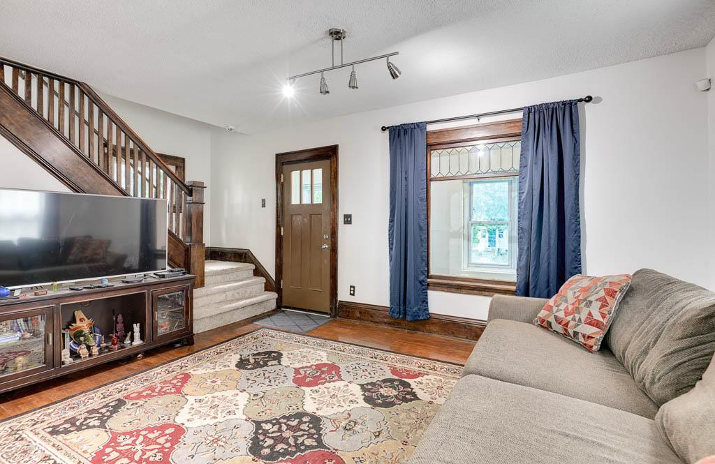 View of Residential at 2907 Penn Avenue, Minneapolis MN 55411, Minneapolis (5 of 22) - Mike Wilen | Minnesota Team Real Estate