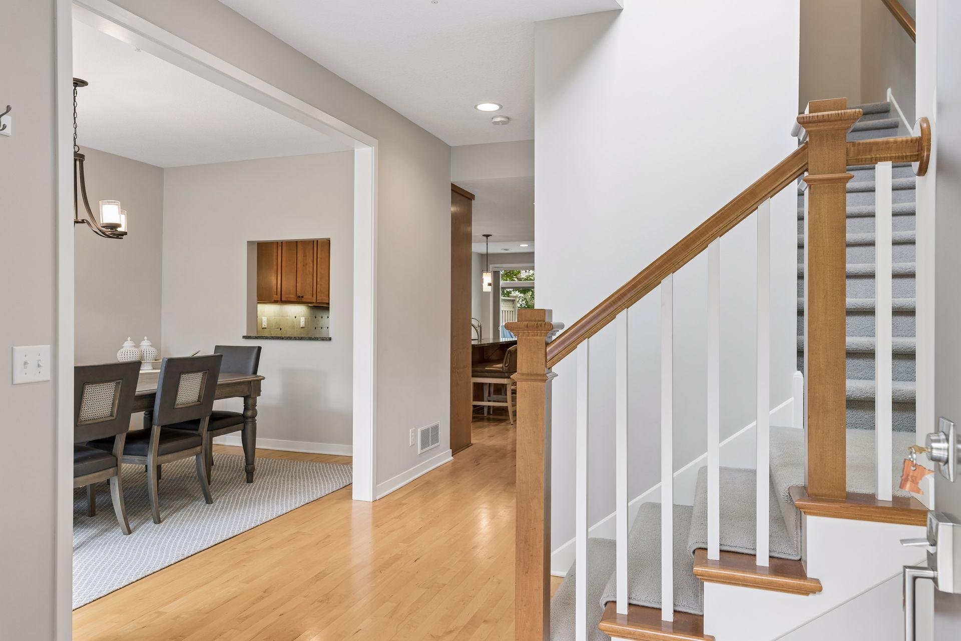 View of Residential at 533 Willoughby Way, Minnetonka MN 55305, Minnetonka (3 of 28) - Mike Wilen | Minnesota Team Real Estate