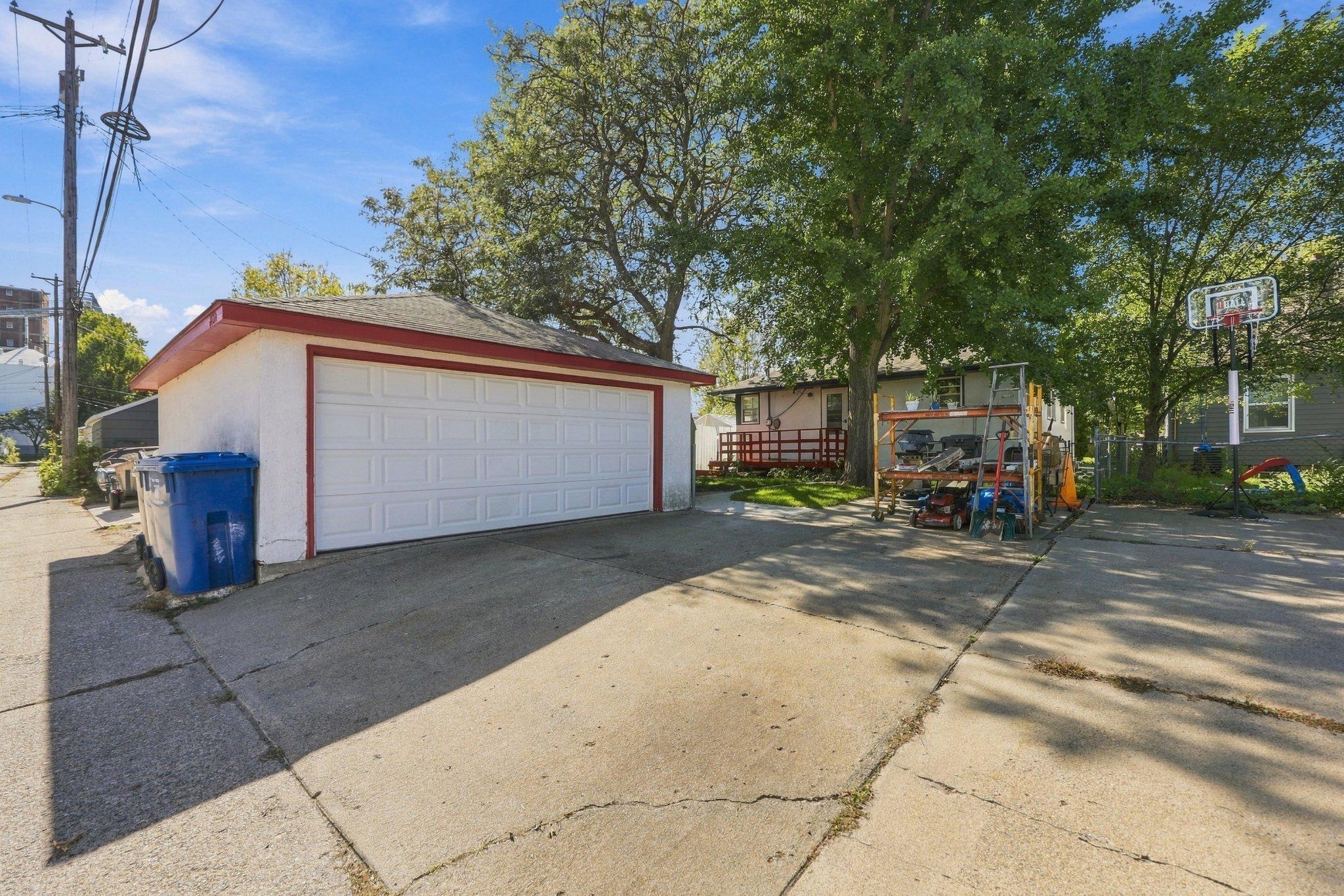 View of Residential at 4950 Penn Avenue, Minneapolis MN 55430, Minneapolis (42 of 45) - Mike Wilen | Minnesota Team Real Estate