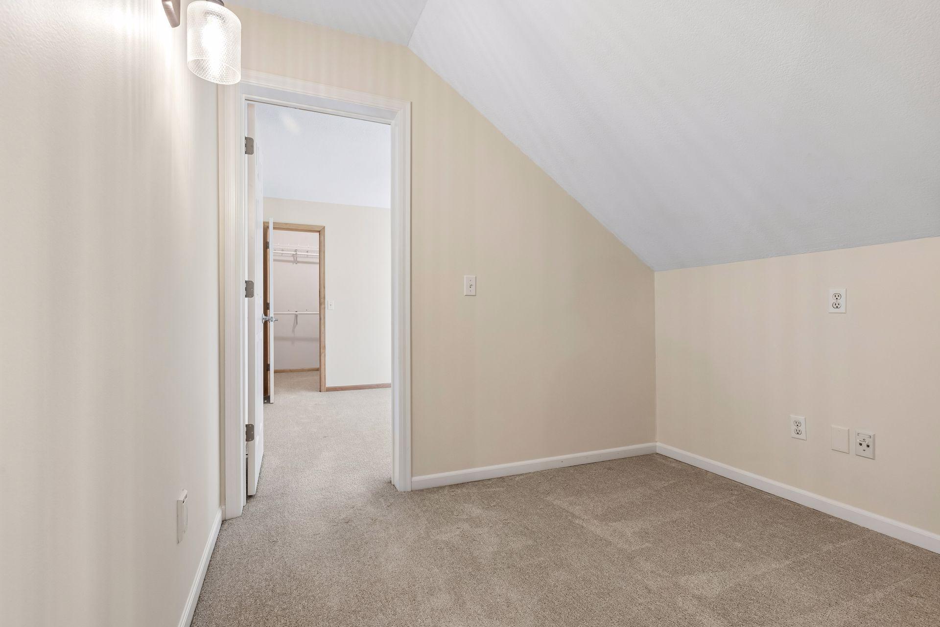 View of Residential at 10805 Alameda Path, Inver Grove Heights MN 55077, Inver Grove Heights (40 of 71) - Mike Wilen | Minnesota Team Real Estate