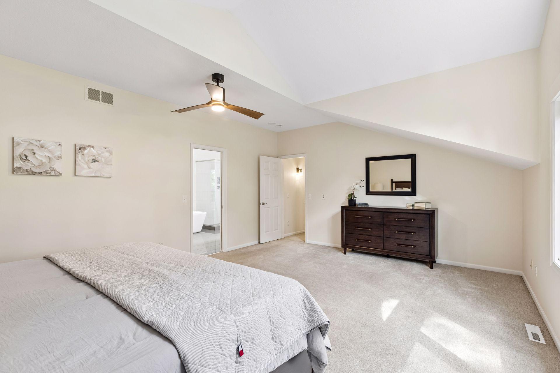 View of Residential at 10805 Alameda Path, Inver Grove Heights MN 55077, Inver Grove Heights (30 of 71) - Mike Wilen | Minnesota Team Real Estate