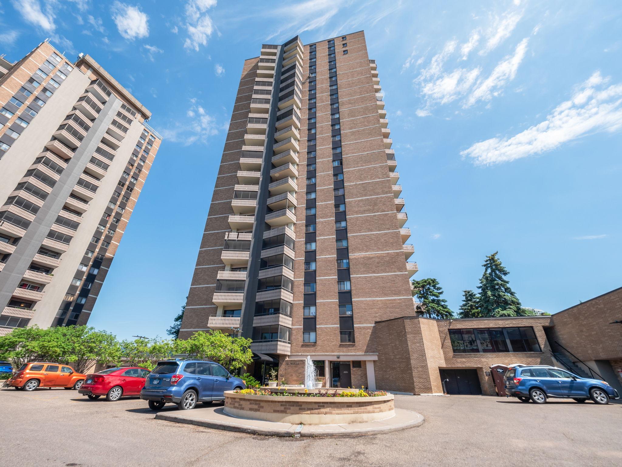 View of Residential at 400 Groveland Avenue #1208, Minneapolis MN 55403, Minneapolis (3 of 44) - Mike Wilen | Minnesota Team Real Estate