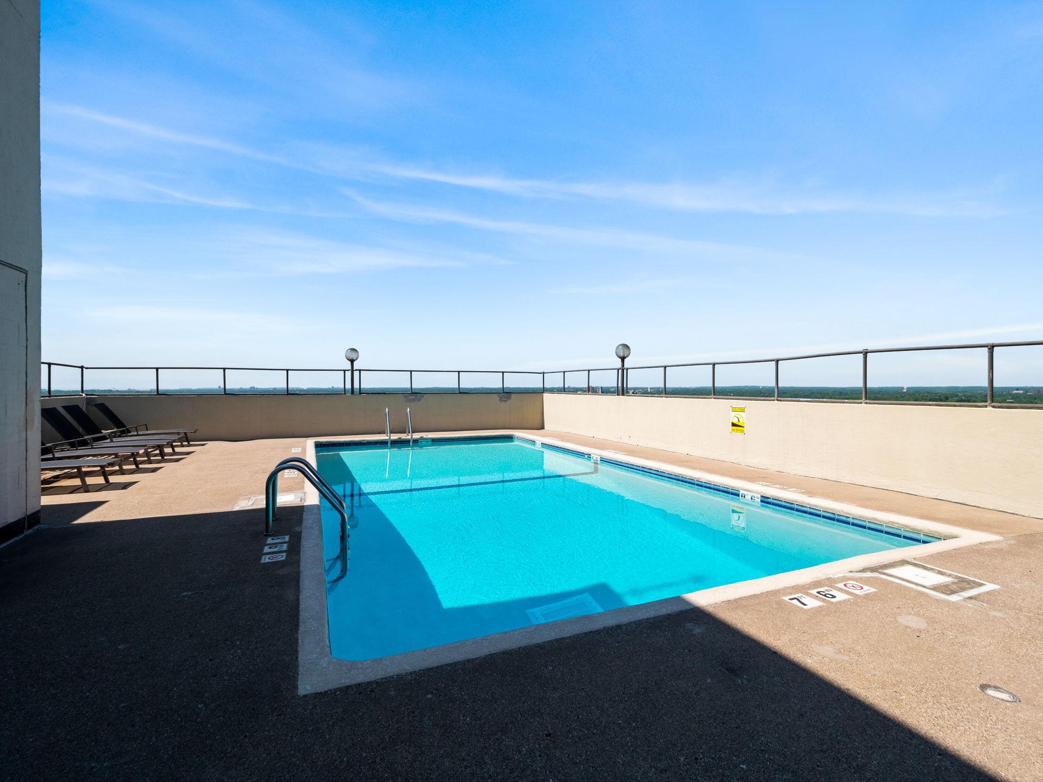View of Residential at 400 Groveland Avenue #1208, Minneapolis MN 55403, Minneapolis (23 of 44) - Mike Wilen | Minnesota Team Real Estate