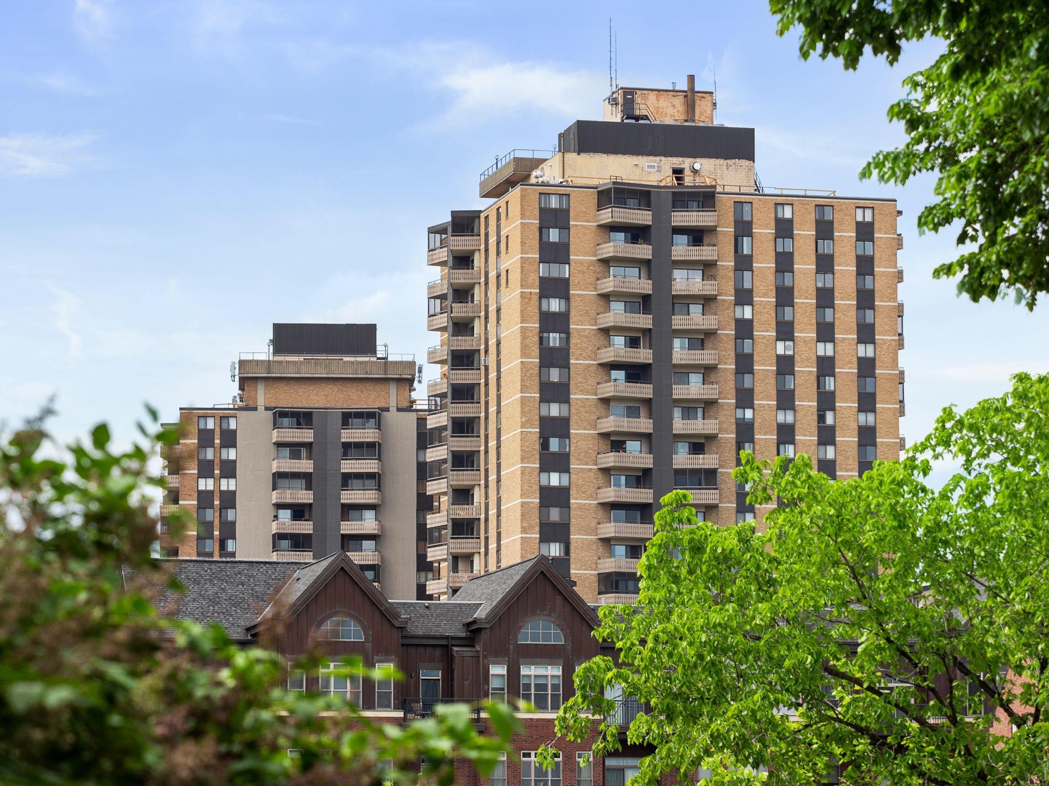 View of Residential at 400 Groveland Avenue #1208, Minneapolis MN 55403, Minneapolis (44 of 44) - Mike Wilen | Minnesota Team Real Estate