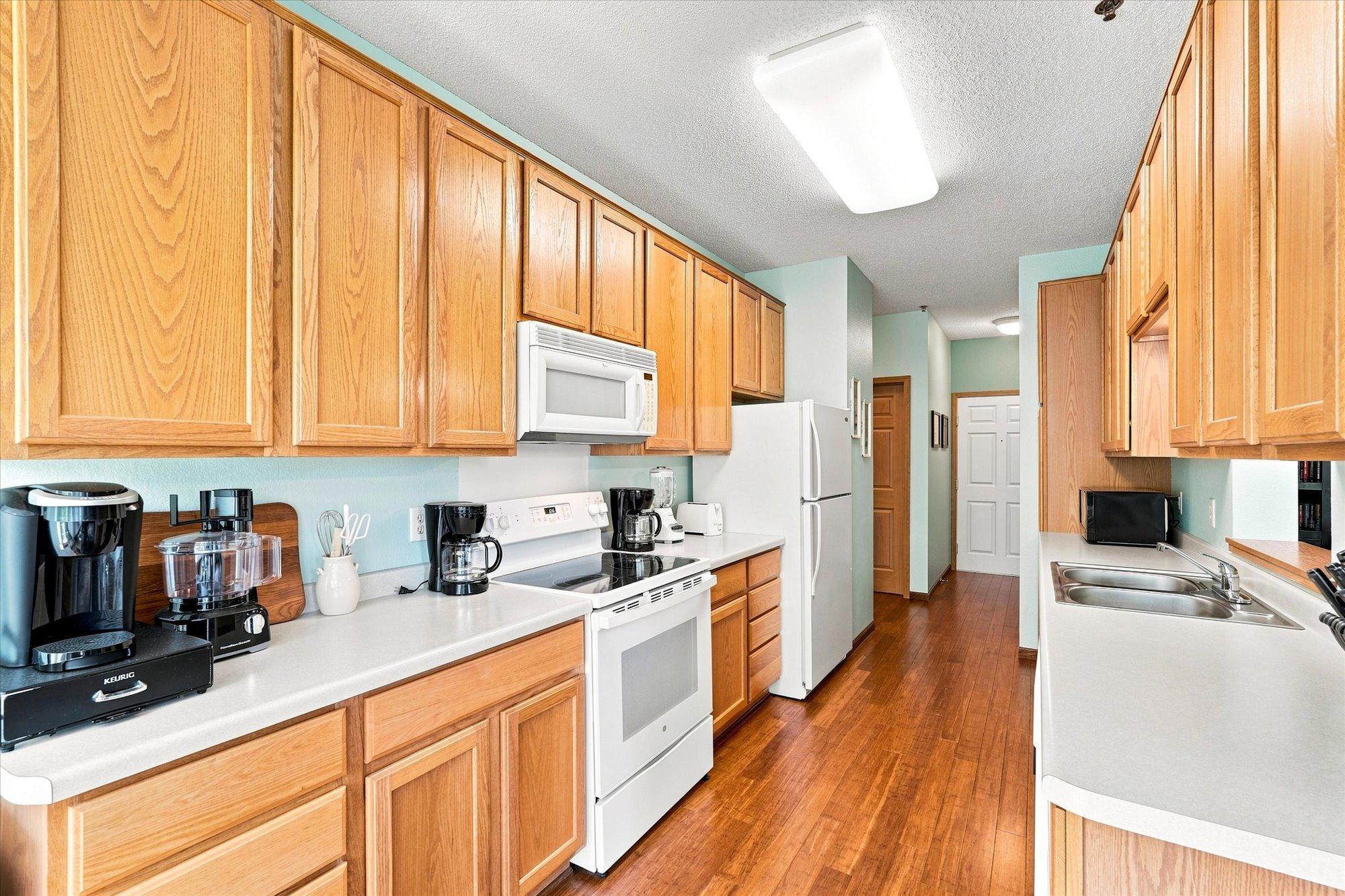 View of Residential at 15001 Burnhaven Drive #207, Burnsville MN 55306, Burnsville (2 of 43) - Mike Wilen | Minnesota Team Real Estate
