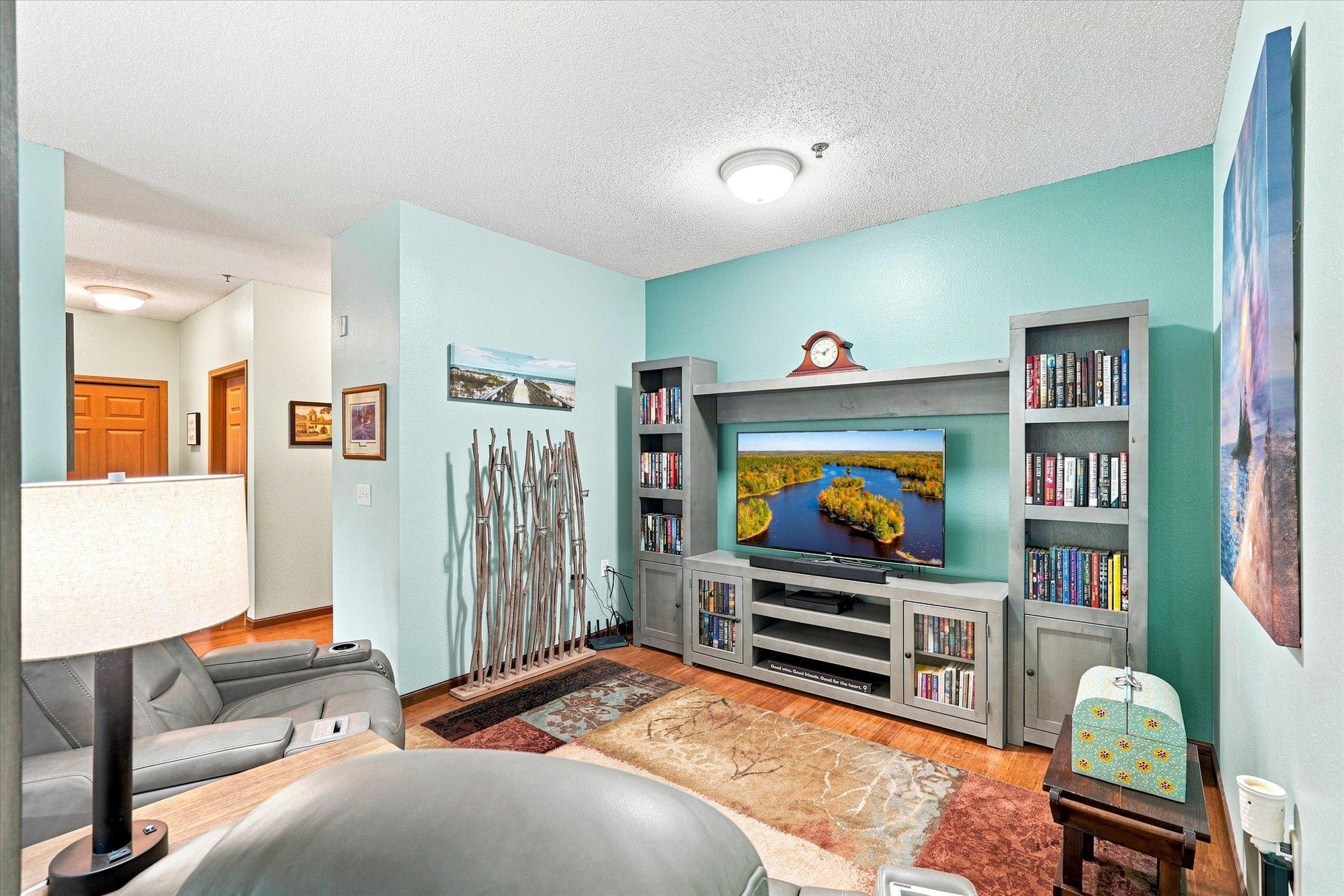 View of Residential at 15001 Burnhaven Drive #207, Burnsville MN 55306, Burnsville (15 of 43) - Mike Wilen | Minnesota Team Real Estate