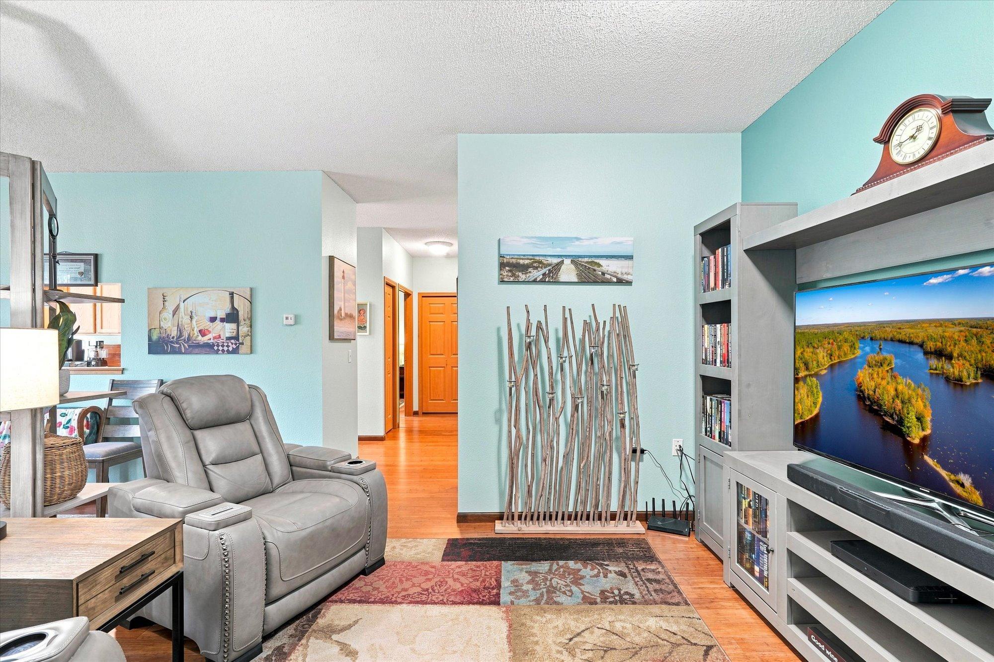 View of Residential at 15001 Burnhaven Drive #207, Burnsville MN 55306, Burnsville (12 of 43) - Mike Wilen | Minnesota Team Real Estate