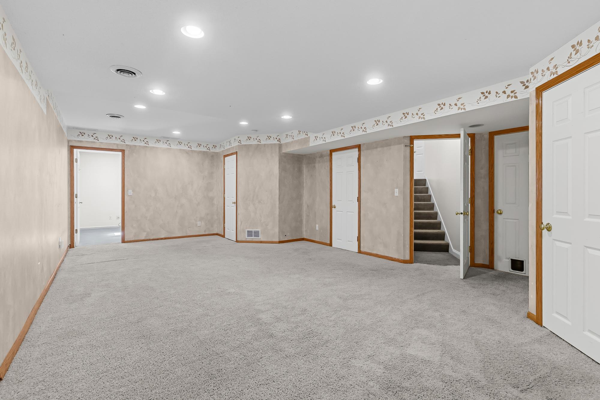 View of Residential at 11862 Isanti Street, Blaine MN 55449, Blaine (30 of 38) - Mike Wilen | Minnesota Team Real Estate