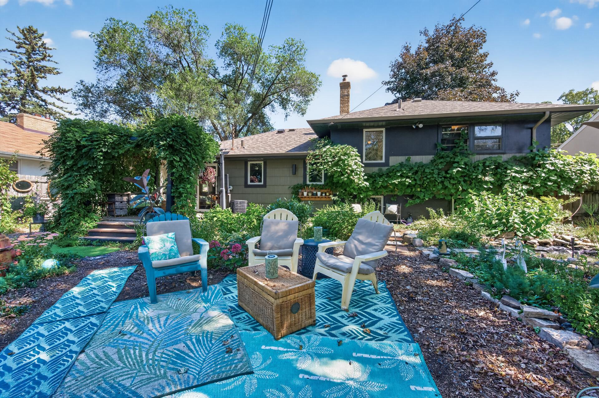 View of Residential at 1317 Charlton Street, West Saint Paul MN 55118, West Saint Paul (40 of 44) - Mike Wilen | Minnesota Team Real Estate