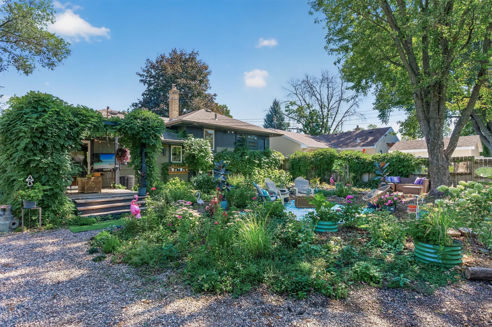 View of Residential at 1317 Charlton Street, West Saint Paul MN 55118, West Saint Paul (31 of 44) - Mike Wilen | Minnesota Team Real Estate