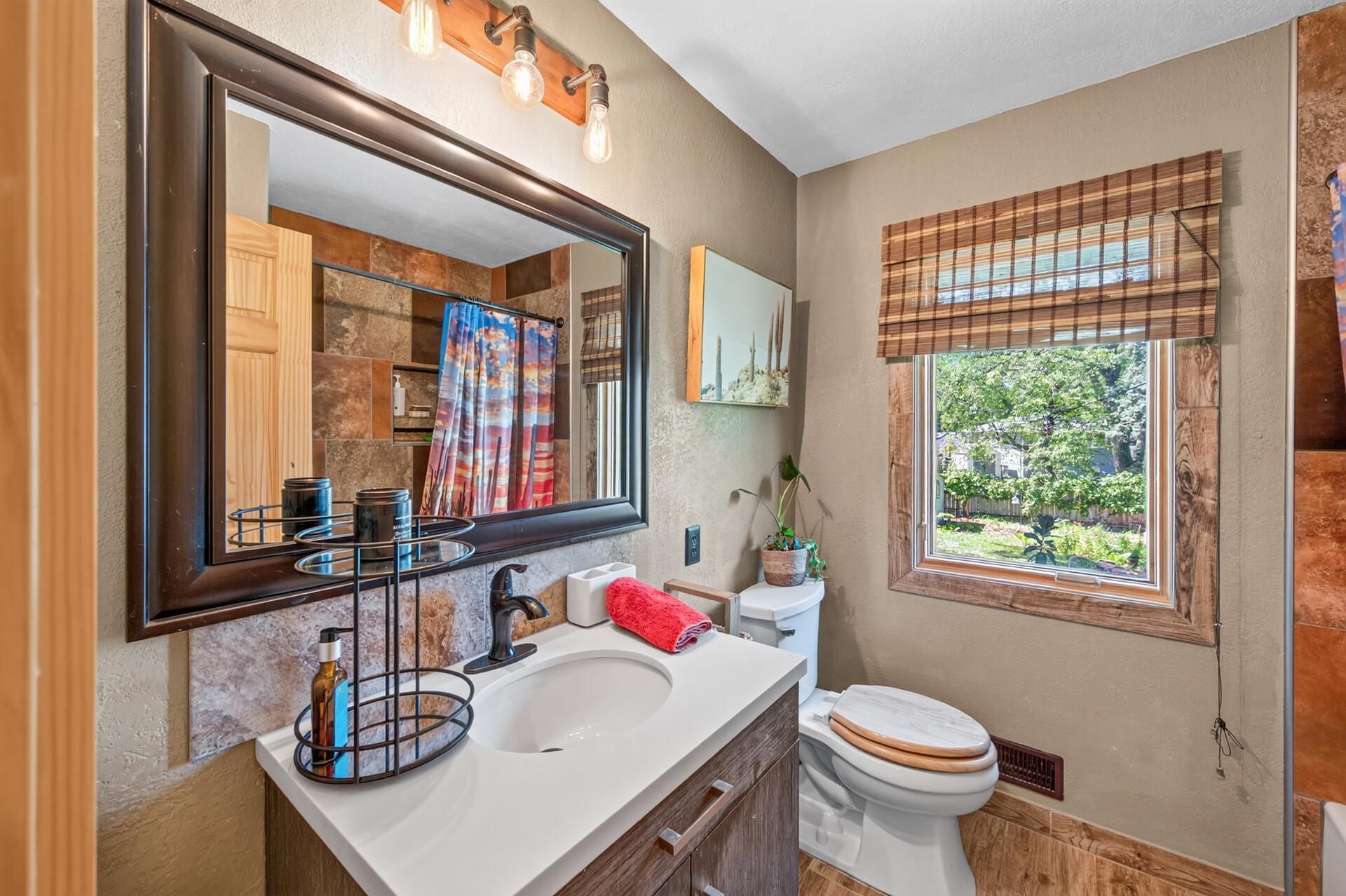 View of Residential at 1317 Charlton Street, West Saint Paul MN 55118, West Saint Paul (21 of 44) - Mike Wilen | Minnesota Team Real Estate