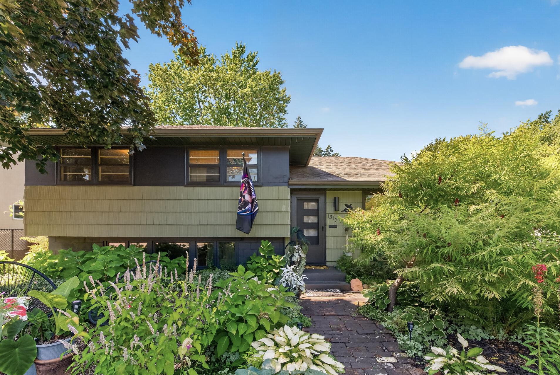 View of Single Family at 1317 Charlton Street, West Saint Paul - Mike Wilen | Minnesota Team Real Estate