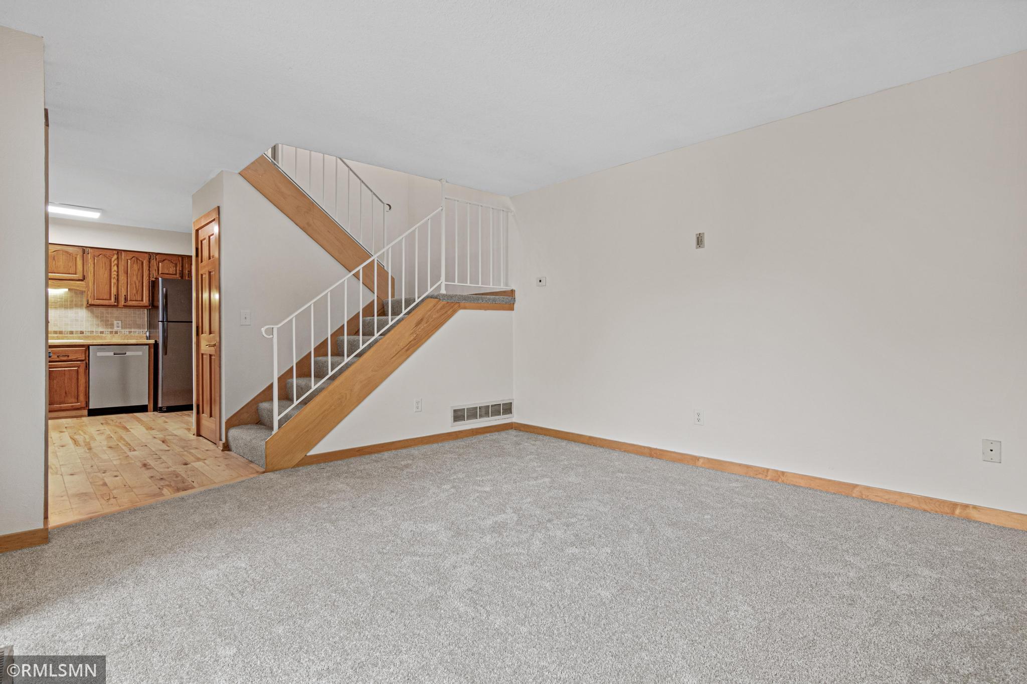 View of Residential at 7688 Dunmore Road, Woodbury MN 55125, Woodbury (6 of 34) - Mike Wilen | Minnesota Team Real Estate