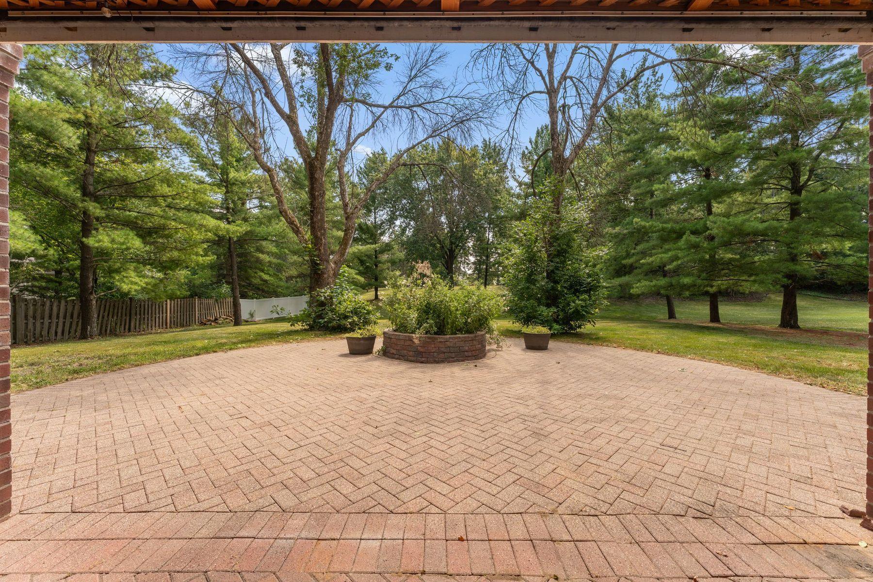 View of Residential at 10797 Purdey Road, Eden Prairie MN 55347, Eden Prairie (81 of 92) - Mike Wilen | Minnesota Team Real Estate