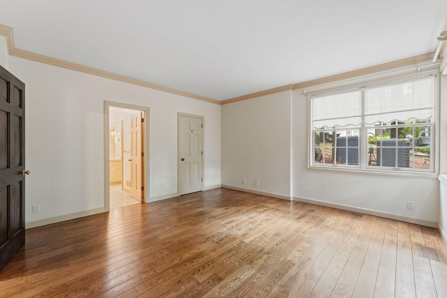 View of Residential at 10797 Purdey Road, Eden Prairie MN 55347, Eden Prairie (71 of 92) - Mike Wilen | Minnesota Team Real Estate
