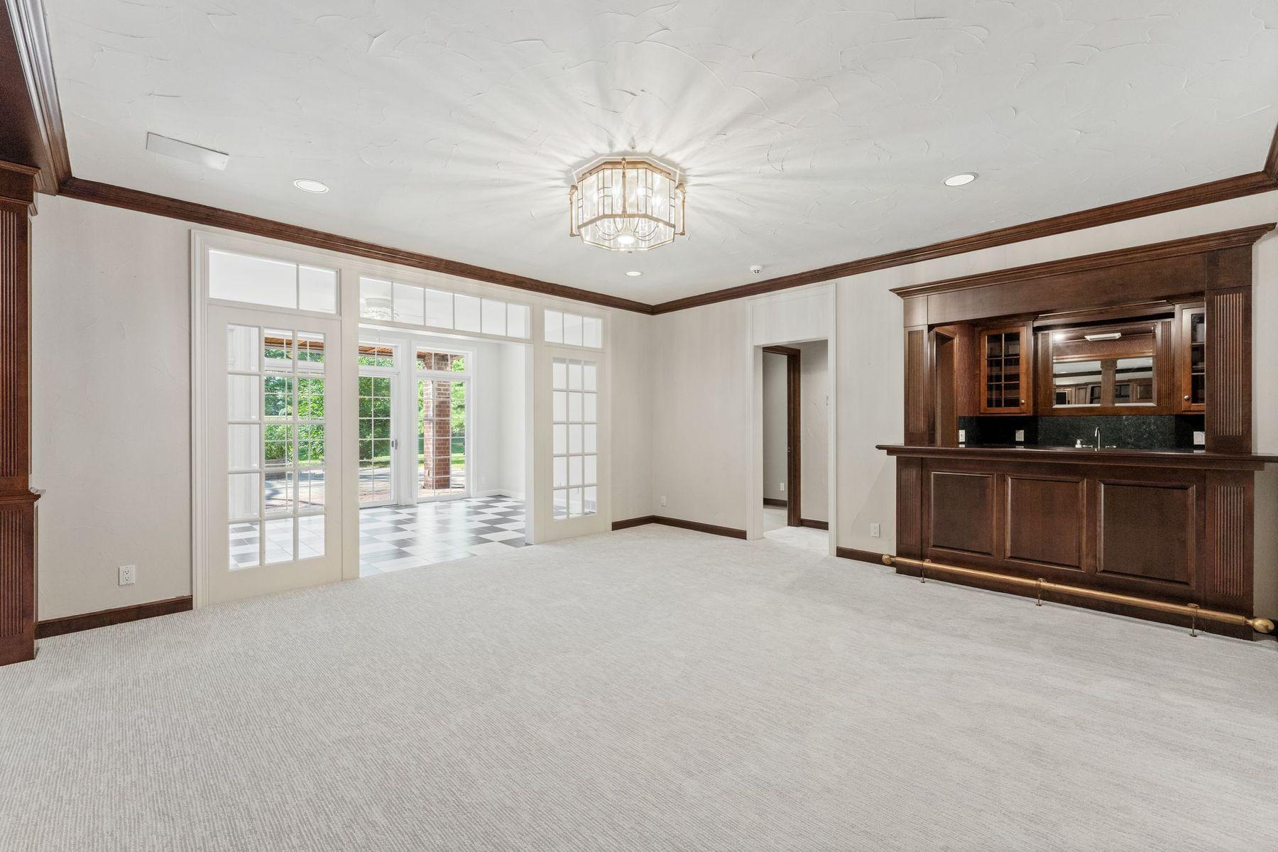 View of Residential at 10797 Purdey Road, Eden Prairie MN 55347, Eden Prairie (59 of 92) - Mike Wilen | Minnesota Team Real Estate