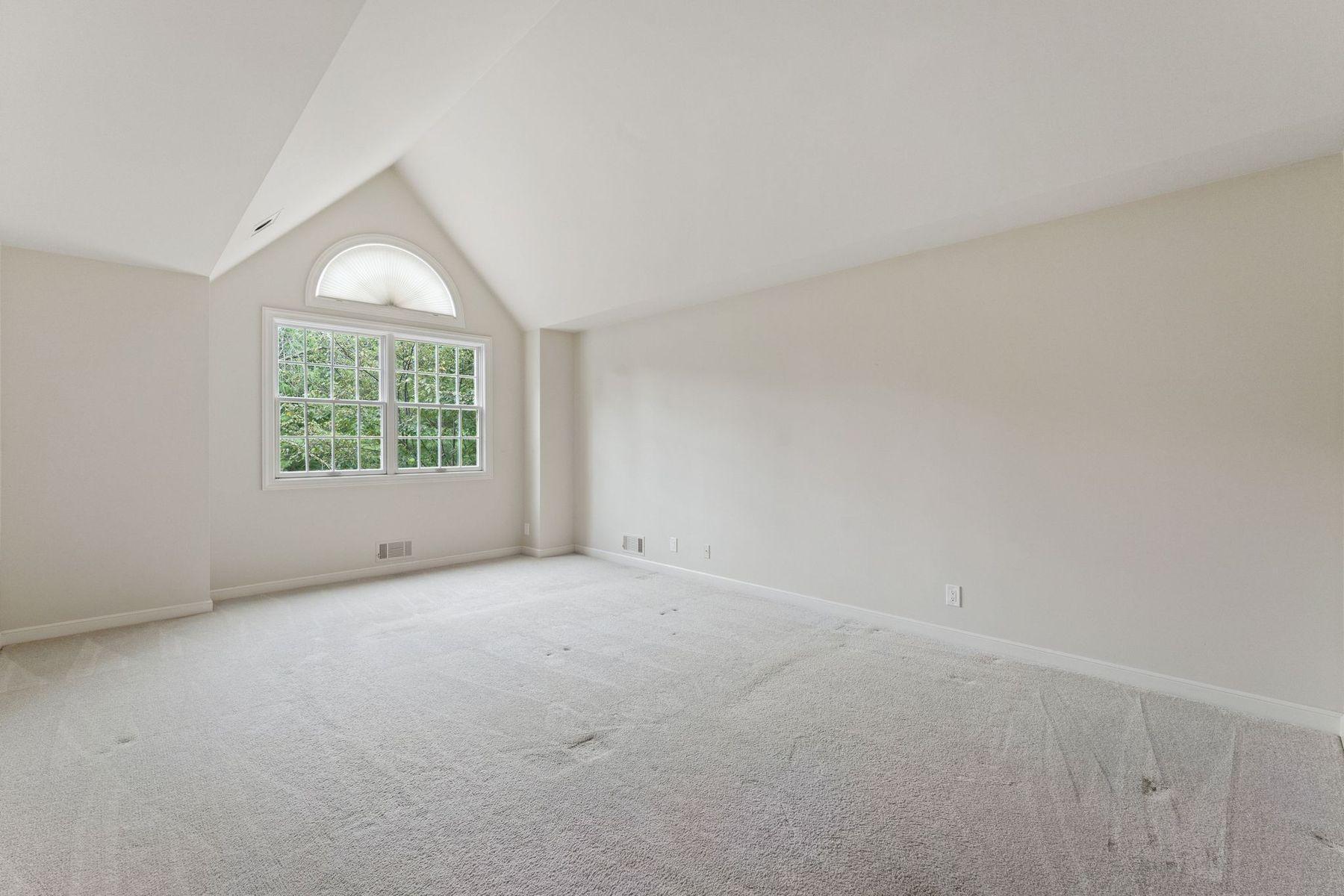 View of Residential at 10797 Purdey Road, Eden Prairie MN 55347, Eden Prairie (47 of 92) - Mike Wilen | Minnesota Team Real Estate