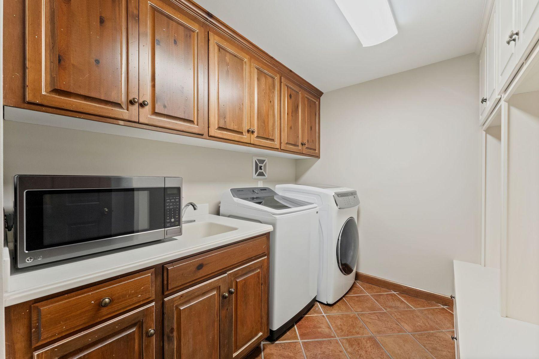 View of Residential at 10797 Purdey Road, Eden Prairie MN 55347, Eden Prairie (41 of 92) - Mike Wilen | Minnesota Team Real Estate