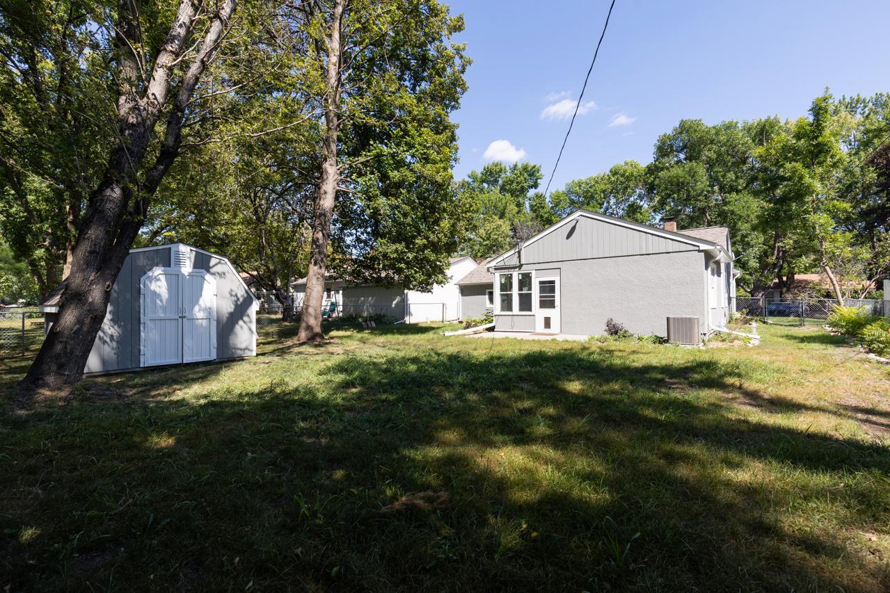 View of Residential at 2910 Pennsylvania Avenue, Saint Louis Park MN 55426, Saint Louis Park (20 of 22) - Mike Wilen | Minnesota Team Real Estate