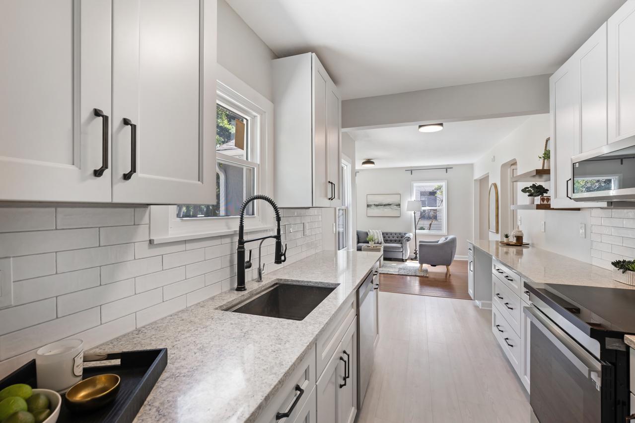 View of Residential at 2910 Pennsylvania Avenue, Saint Louis Park MN 55426, Saint Louis Park (9 of 22) - Mike Wilen | Minnesota Team Real Estate