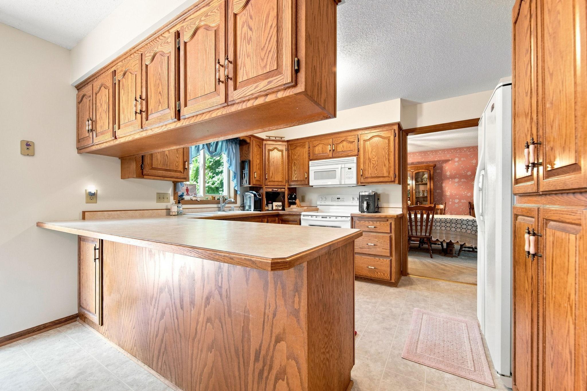 View of Residential at 3017 Standridge Place, Maplewood MN 55109, Maplewood (22 of 50) - Mike Wilen | Minnesota Team Real Estate